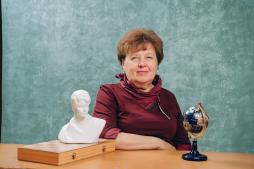 Полякова Елена Романовна